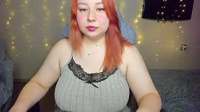 Milafoxxxy online show from December 17, 2025, 8:08 am