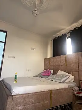 sexyziva online show from April 10, 2026, 9:05 am