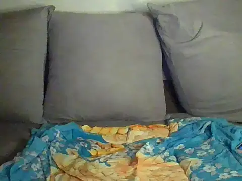 Prettychris1 online show from June 17, 2026, 9:47 pm