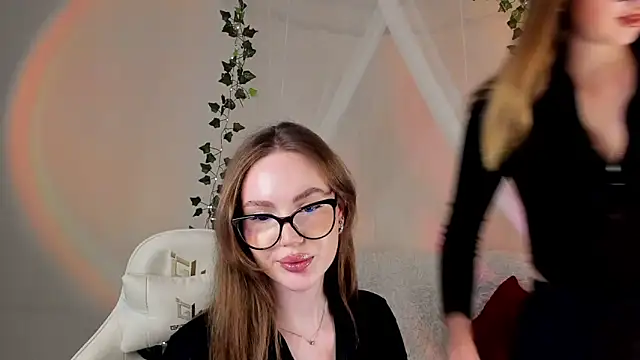 MishkaMe online show from November 10, 2025, 9:25 am