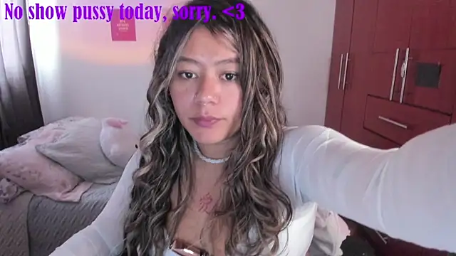 Snapshot of StephaniFox chatting on September 18, 2025, 5:49 pm StephaniFox online show from September 18, 2025, 5:49 pm