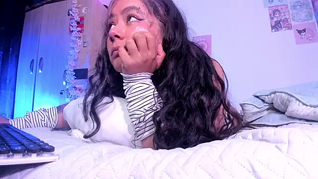 Snapshot of StephaniFox chatting on March 22, 2025, 3:41 am StephaniFox online show from March 22, 2025, 3:41 am
