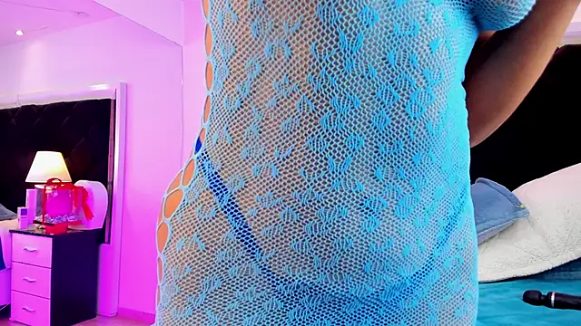 Snapshot of Holly_Brensonexx_ chatting on March 14, 2025, 9:00 pm Holly Brensonexx online show from March 14, 2025, 9:00 pm