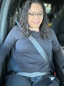 miacanela xo online show from February 6, 2026, 9:22 pm