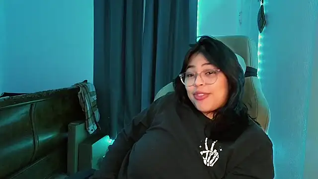 miacanela xo online show from January 10, 2026, 12:28 am