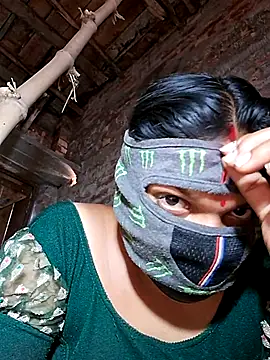 Snapshot of HotSexyBoudi chatting on March 3, 2026, 8:32 am HotSexyBoudi online show from March 3, 2026, 8:32 am