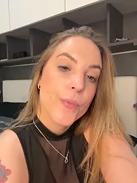 Snapshot of LiliMorganxxx chatting on March 1, 2026, 4:51 pm LiliMorganxxx online show from March 1, 2026, 4:51 pm