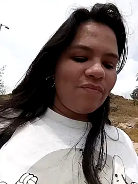 Snapshot of Julieta-tits chatting on February 2, 2025, 4:32 pm Julieta-tits online show from February 2, 2025, 4:32 pm