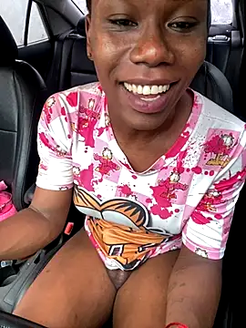 sweetsarabig22cm online show from November 27, 2025, 6:41 pm