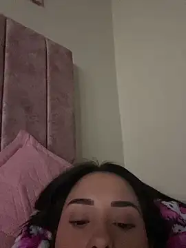 Kimmymadison- online show from December 14, 2025, 8:47 pm