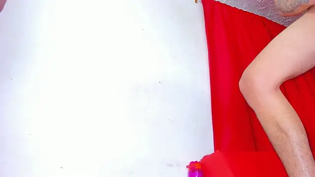 Snapshot of Extreme_Team8 chatting on March 13, 2025, 12:27 am Extreme Team8 online show from March 13, 2025, 12:27 am