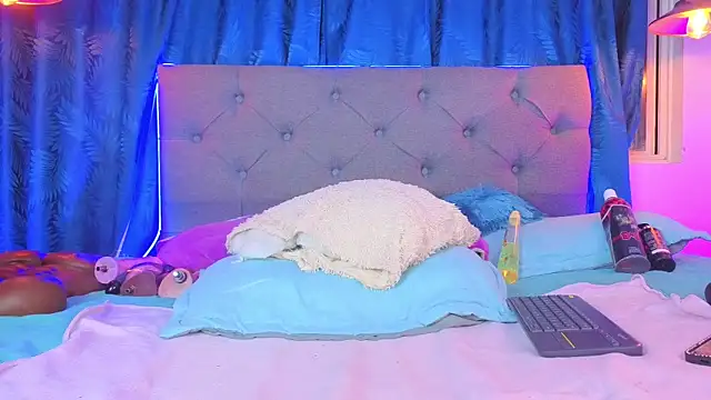 Cleo luna online show from March 20, 2026, 4:02 am