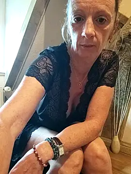 tatianasexymilf online show from September 24, 2025, 9:16 am