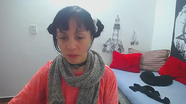 lili peach online show from March 6, 2025, 8:48 pm