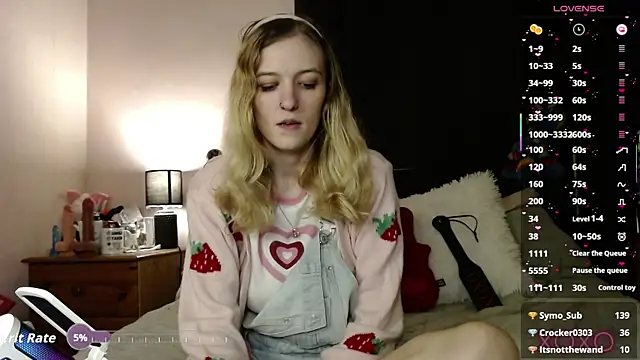 EllieeRose online show from September 20, 2025, 4:01 pm