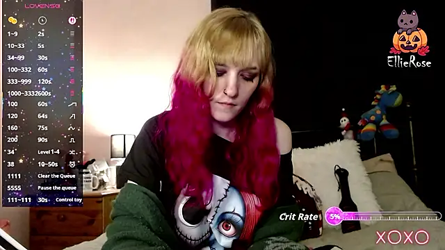 Snapshot of EllieeRose chatting on January 16, 2026, 9:19 pm EllieeRose online show from January 16, 2026, 9:19 pm