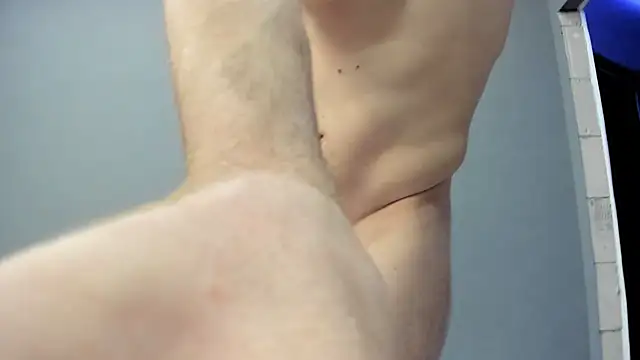 Snapshot of Alex_Madrid chatting on February 14, 2026, 4:40 pm Alex Madrid online show from February 14, 2026, 4:40 pm