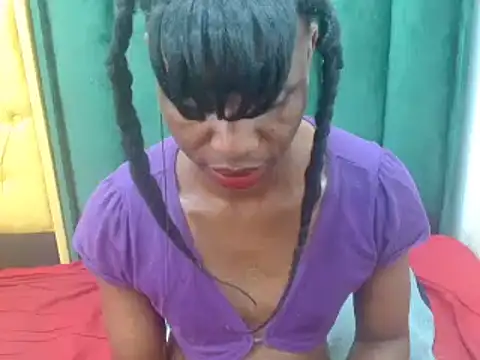 ANALLLxxxxxQUEEEEN28 online show from January 6, 2025, 8:35 am