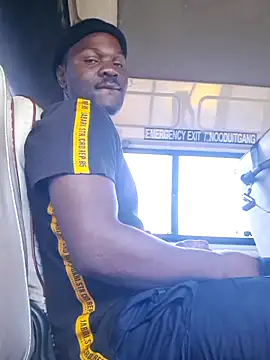 Petrossa online show from December 22, 2025, 4:23 am