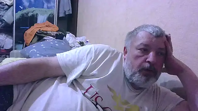 Snapshot of Art_Ass chatting on February 21, 2026, 10:01 pm Art Ass online show from February 21, 2026, 10:01 pm