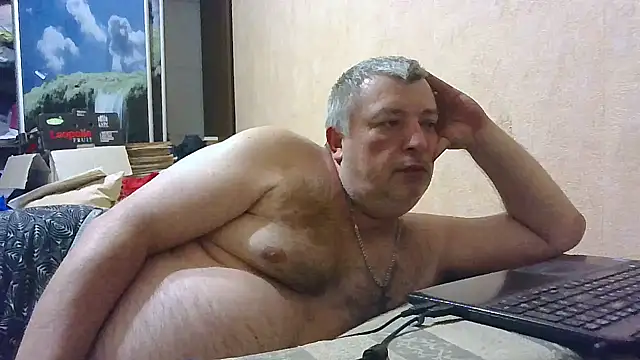 Snapshot of Art_Ass chatting on September 12, 2025, 5:35 pm Art Ass online show from September 12, 2025, 5:35 pm