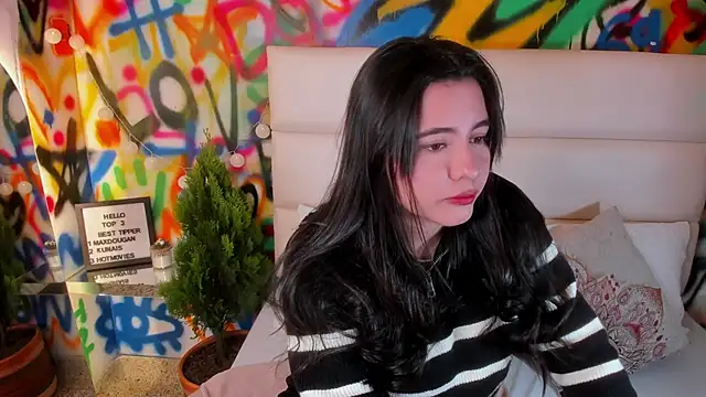 Liana Bernocchi online show from November 14, 2025, 9:07 pm