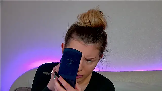 LiliaBianka online show from March 10, 2025, 6:38 am