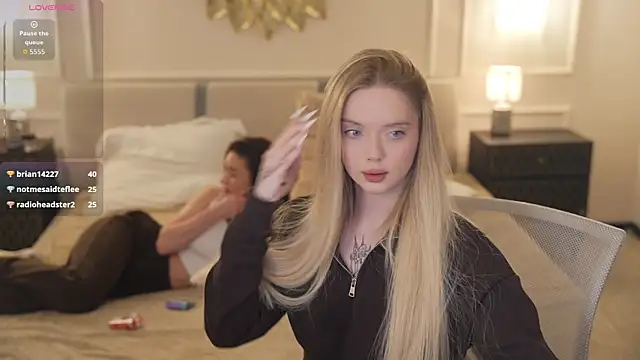 Cassy-Celestial  online show from November 10, 2025, 9:03 am