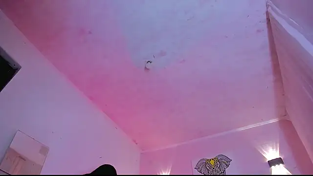 girlasian hairy online show from December 22, 2025, 9:04 pm