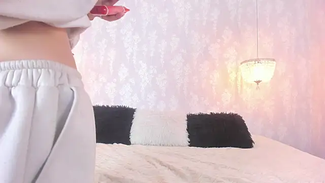 leigh-angels online show from November 24, 2025, 9:59 pm