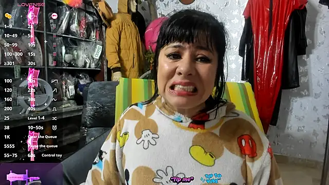 Snapshot of Erlinda-engel chatting on January 16, 2026, 12:31 pm Erlinda-engel online show from January 16, 2026, 12:31 pm