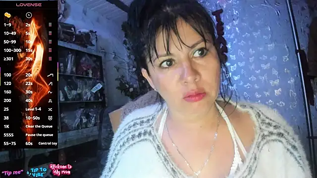 Snapshot of Erlinda-engel chatting on February 10, 2026, 11:20 am Erlinda-engel online show from February 10, 2026, 11:20 am