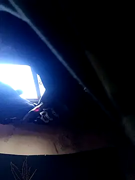 Snapshot of ySqmbVanbe chatting on January 17, 2026, 8:01 pm ySqmbVanbe online show from January 17, 2026, 8:01 pm