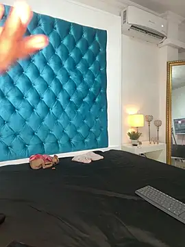 Snapshot of Lillie_Burges chatting on February 11, 2026, 12:27 pm Lillie Burges online show from February 11, 2026, 12:27 pm