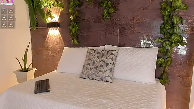 Snapshot of emily_hunter12 chatting on March 13, 2026, 11:48 am emily hunter12 online show from March 13, 2026, 11:48 am