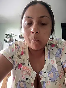 Sol biglips online show from February 6, 2025, 1:21 pm