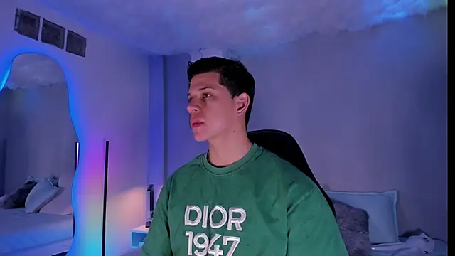 MarcoSullivan online show from November 12, 2025, 1:04 pm