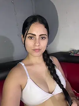 Azuna25 online show from March 10, 2026, 7:51 pm