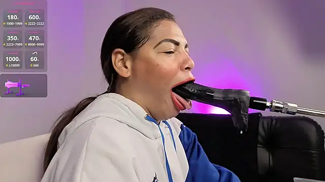 Snapshot of Anabel693 chatting on April 4, 2026, 10:22 am Anabel693 online show from April 4, 2026, 10:22 am