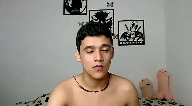 kaiine190 online show from February 22, 2025, 8:40 am