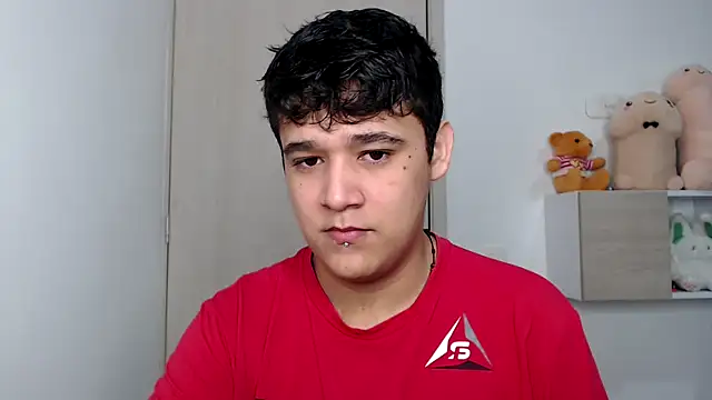 kaiine190 online show from October 17, 2025, 10:50 am