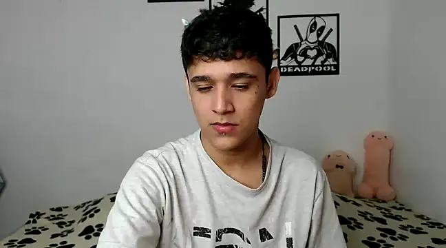 kaiine190 online show from February 25, 2025, 12:05 pm