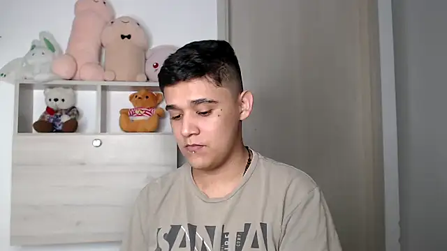 kaiine190 online show from November 6, 2025, 6:28 am