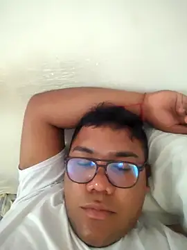 juniorxxx14 online show from February 17, 2026, 7:55 pm