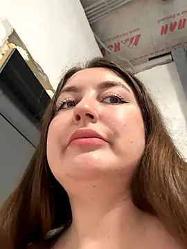 Lady MiaOlson online show from October 2, 2025, 12:14 am