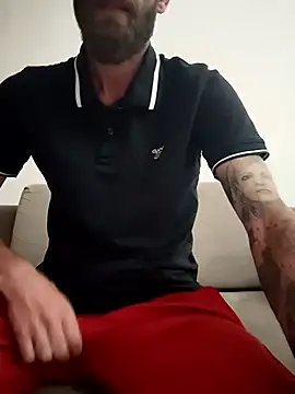 Antonio Vatooo online show from May 10, 2026, 6:54 pm
