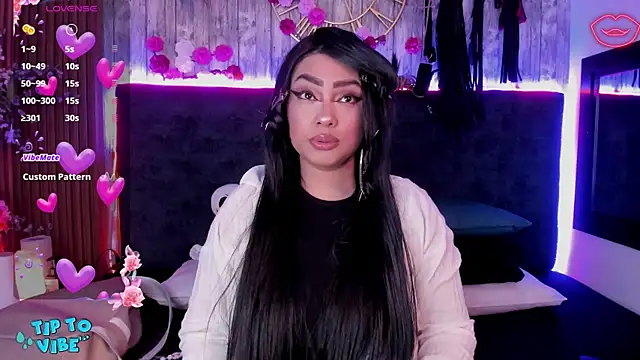 Neko Misaki online show from November 12, 2025, 11:47 am