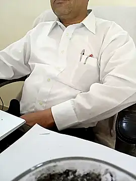 Hot-man39 online show from February 4, 2025, 6:25 am