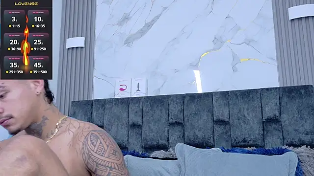 JAYCOB00 online show from November 20, 2025, 2:34 am