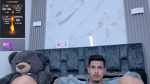 JAYCOB00 online show from November 25, 2025, 12:55 am